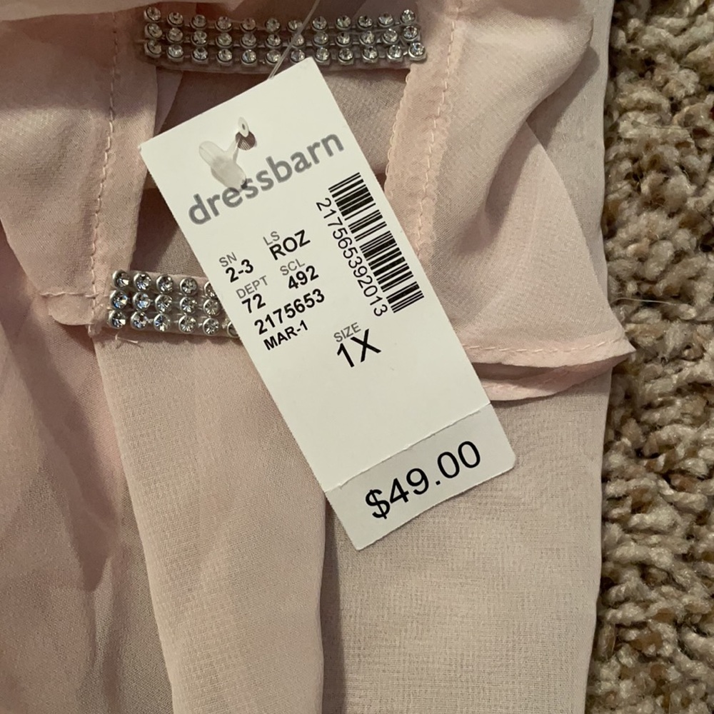 Top - Picture 2 of 3